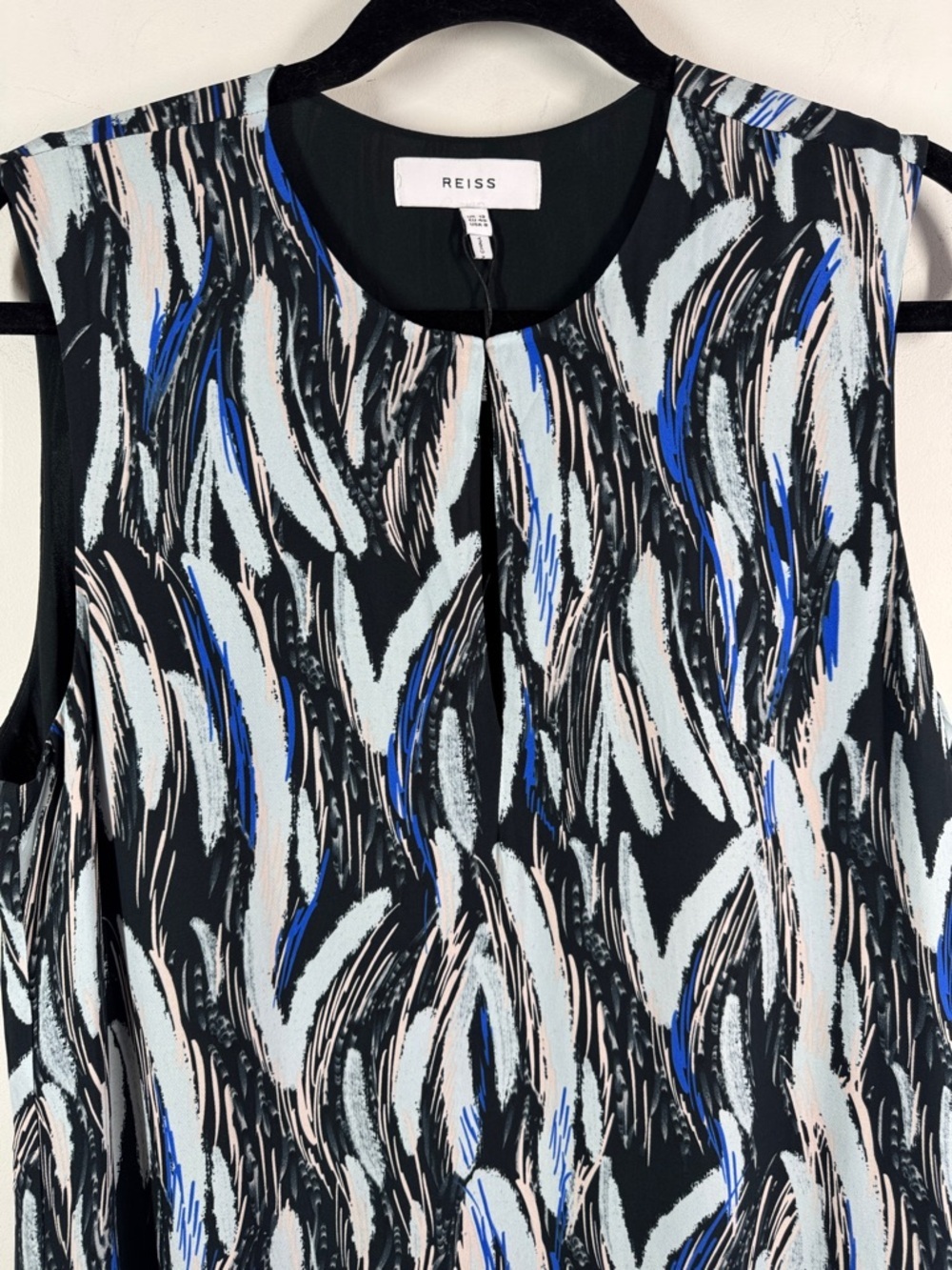 Reiss Blue White Sleeveless Ruffle Hem Printed Abstract Dress in Size 8 Resort - Picture 3 of 10